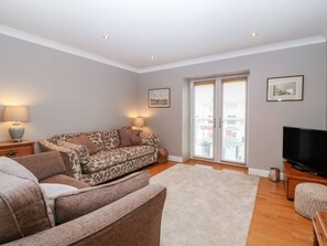 Living area - 10 Pen Llanw Tides Reach, Rhosneigr (Rhosneigr)