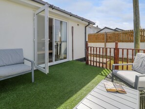 Terrace/patio - Sea Breeze, Dinas Dinlle (Caernarfon)