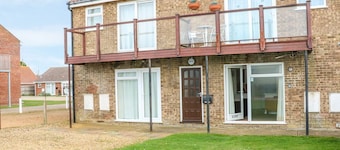 Surf: Cozy Flat in Hunstanton