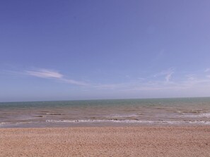 Beach - 6 Gloster Terrace, Sandgate (Folkestone)