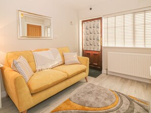 Living area - Holly Cottage Getaway in Criccieth (Criccieth)