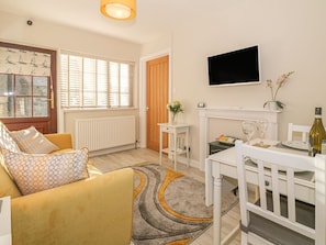 Living area - Holly Cottage Getaway in Criccieth (Criccieth)