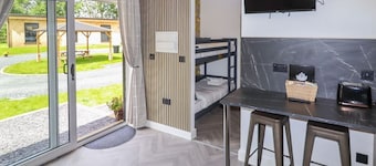 Valley Lodge 4 - North Wales Eco Lodges