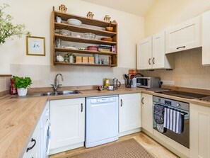 Dishwasher, high chair - Brook Cottage, Brandsby (York)