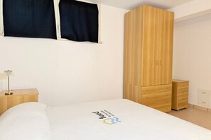 Room - RP04 - Cesenatico, five-room apartment with large garden near the sea (Cesenatico)