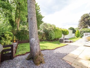 Property grounds - Woodlands Lodge, Bontuchel, Wales. TV (Ruthin)