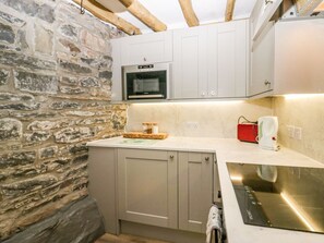 Private kitchen - Holme Fell View is in Sedbergh (Sedbergh)