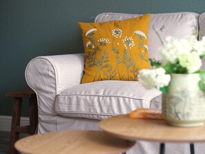 Living area - Charming 63m² apartment for 4 pers. with 2 bedrooms. (Bredstedt)