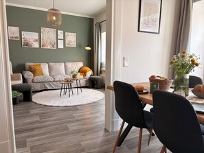 Interior - Charming 63m² apartment for 4 pers. with 2 bedrooms. (Bredstedt)