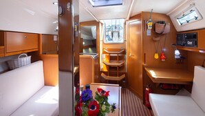 Interior - Sun-Kissed Sailing Adventure in the Ionian Islands, Lefkada (Lefkada)