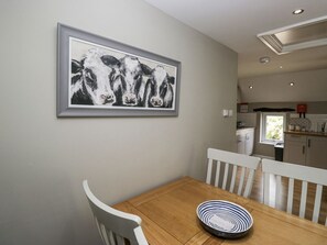 Dining - Treacle: Charming Home in Warton (Carnforth)