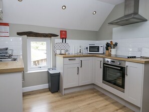 Private kitchen - Treacle: Charming Home in Warton (Carnforth)