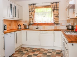 Dishwasher - Little Danescroft, Corpach (Fort William)