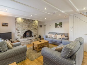 Living area - Dale View: Charming Home in Catton (Hexham)