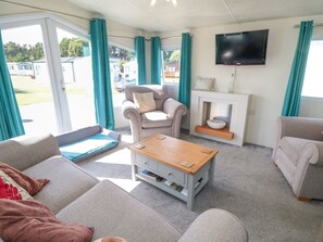 Living area - 13 Gosling lies in Cayton Bay. (Scarborough)