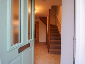 Interior - 1 Dingle Cottage, Great Witley (Worcester)