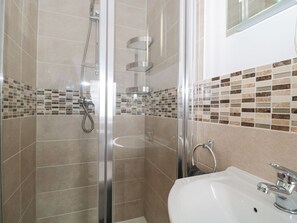 Shower - 2 Moorlands, Minehead (Minehead)