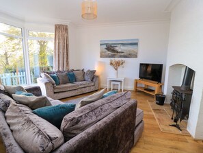 Living area - 2 Moorlands, Minehead (Minehead)