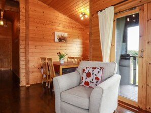 Living area - Cedar Lodge, Lanivet (Bodmin)