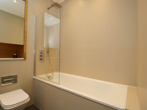 Shower - Charming Flat 53 in Slough Area (Slough)