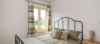 8 Rookhaye, Salisbury