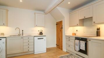 Dishwasher, high chair