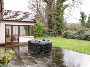 Terrace/patio - Tudor Lodge, Newcastle, County Down (Newcastle)