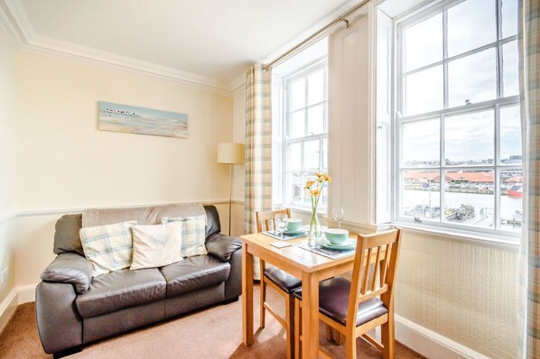 Living area - What a View at Quayside Apartment, Whitby (Whitby)