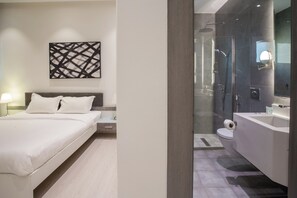 Apartment, City View | Bathroom | Free toiletries, hair dryer, towels, soap - Darent Royal Two Bedroom Kafd View Al Ghadir (Riyadh)