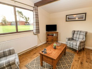 Living area - Snowdrop, Saltburn-By-The-Sea (Saltburn-by-the-Sea)
