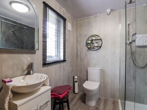 Shower - Pebbles Cottage, Strathpeffer (Strathpeffer)