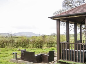 Property grounds - Derrywilligan, Newry, Northern Ireland (Newry)