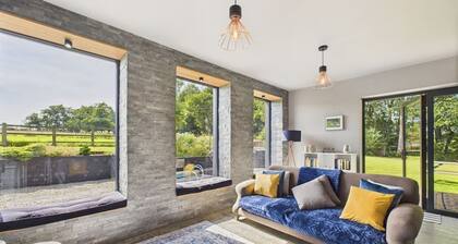 Rook Hall Farm, Newcastle-Under-Lyme