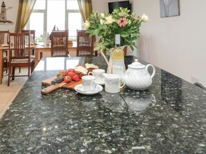 Dining - On The Watersedge, Beadnell (Chathill)