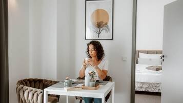 Apartment, Balcony | Dining