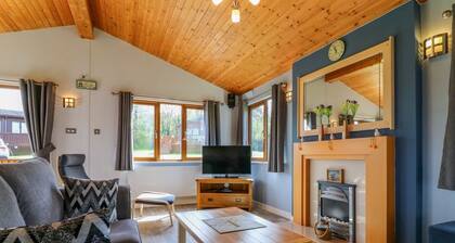 3 The Glade, St Minever. 3-bed