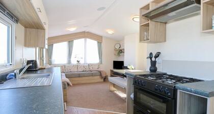 31B Foxburrow Hang, Belton, Norfolk