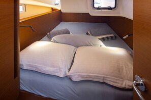 3 bedrooms - Sun-Kissed Sailing Adventure in the Ionian Islands, Lefkada (Lefkada)