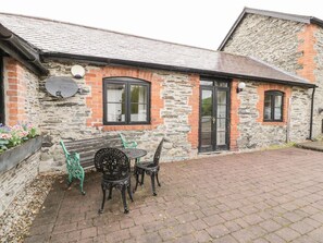 Outdoor dining - Charming The Dairy in Carrog (Corwen)