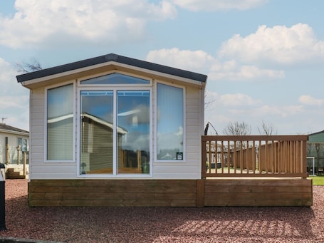 Exterior. Plot 6, Armathwaite - New Horizon Retreat