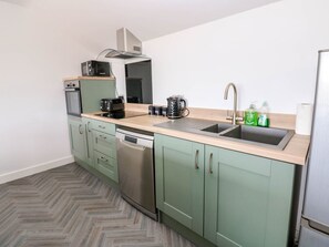 Private kitchen - Sycamore Cottage, Frizington (Frizington)