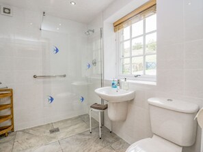 Shower - Shundraw Cottage, Threlkeld (Keswick)