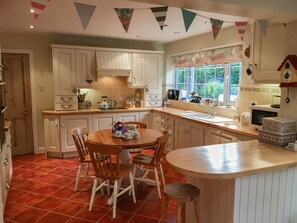 Private kitchen - Holly Bank, Beverley (Beverley)