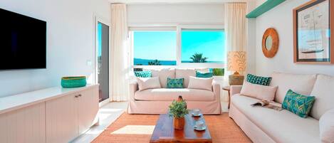 Apartment (2 Bedrooms) | Living area