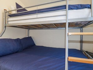 Room - 101 Atlantic Bays Holiday Park, Padstow (Padstow)