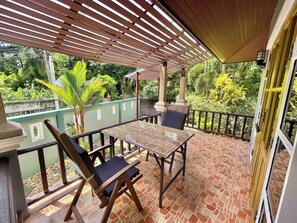 บ้านพัก, 1 ห้องนอน, สูบบุหรี่ได้, สระว่ายน้ำส่วนตัว | ลานระเบียง/นอกชาน