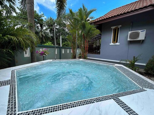 Cozy Garden Cottage Krabi 1 BR