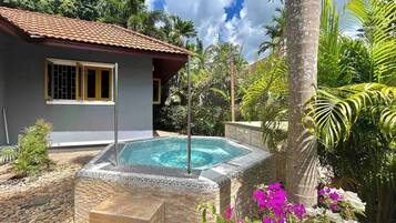 Rumah, 1 kamar tidur, Boleh Merokok, kolam renang pribadi | Kolam renang | Kolam renang outdoor