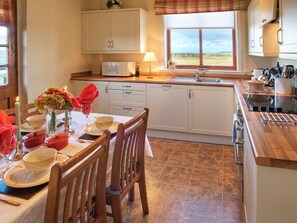 Dishwasher, high chair - Barmoor Ridge, Lowick (Berwick-upon-Tweed)
