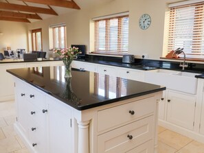 Private kitchen - The Stables at Hall Barn, Walsham-Le-Willows (Diss)